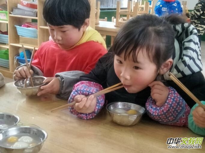 江蘇如東縣栟茶幼兒園元宵節(jié)活動“鬧”大了！