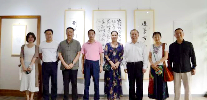 《玙璞花繁——戚散花書法作品展》在北京介居書院美術館隆重開幕