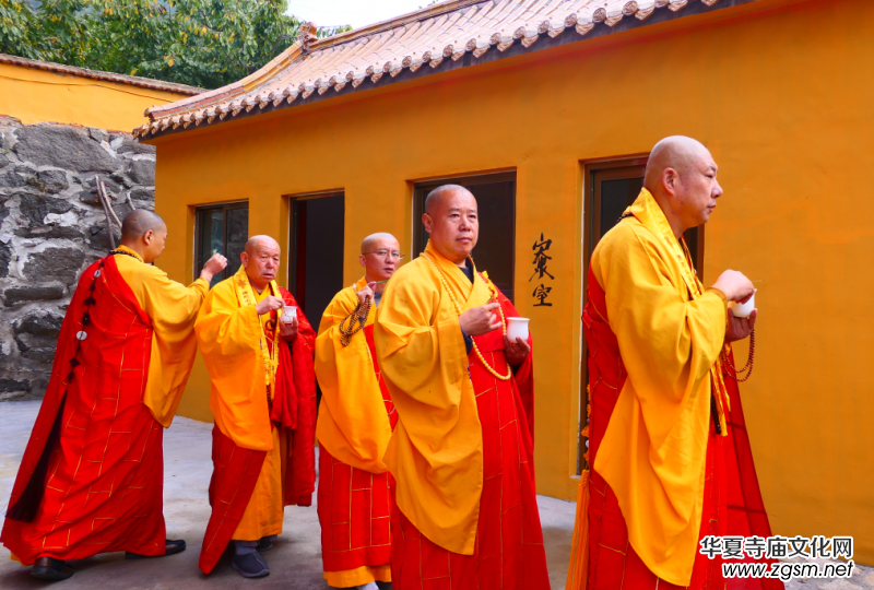 佛陀山淄博竹林寺開光法會(huì)暨慶祝中華人民共和國(guó)成立70周年禪林書畫展舉行